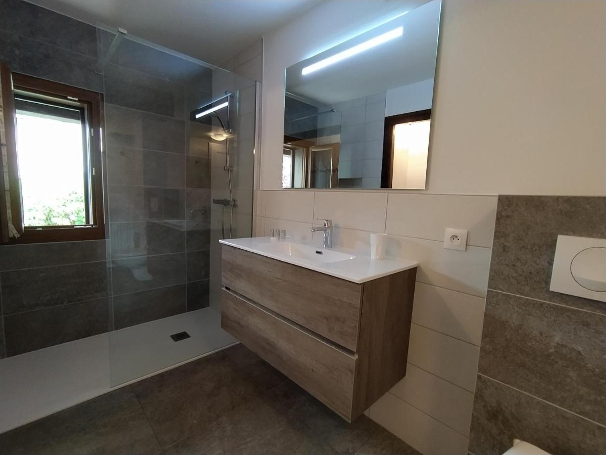 Chalet Appart'Hotel L'Eau Vive Saint-Nicolas-la-Chapelle  Buitenkant foto