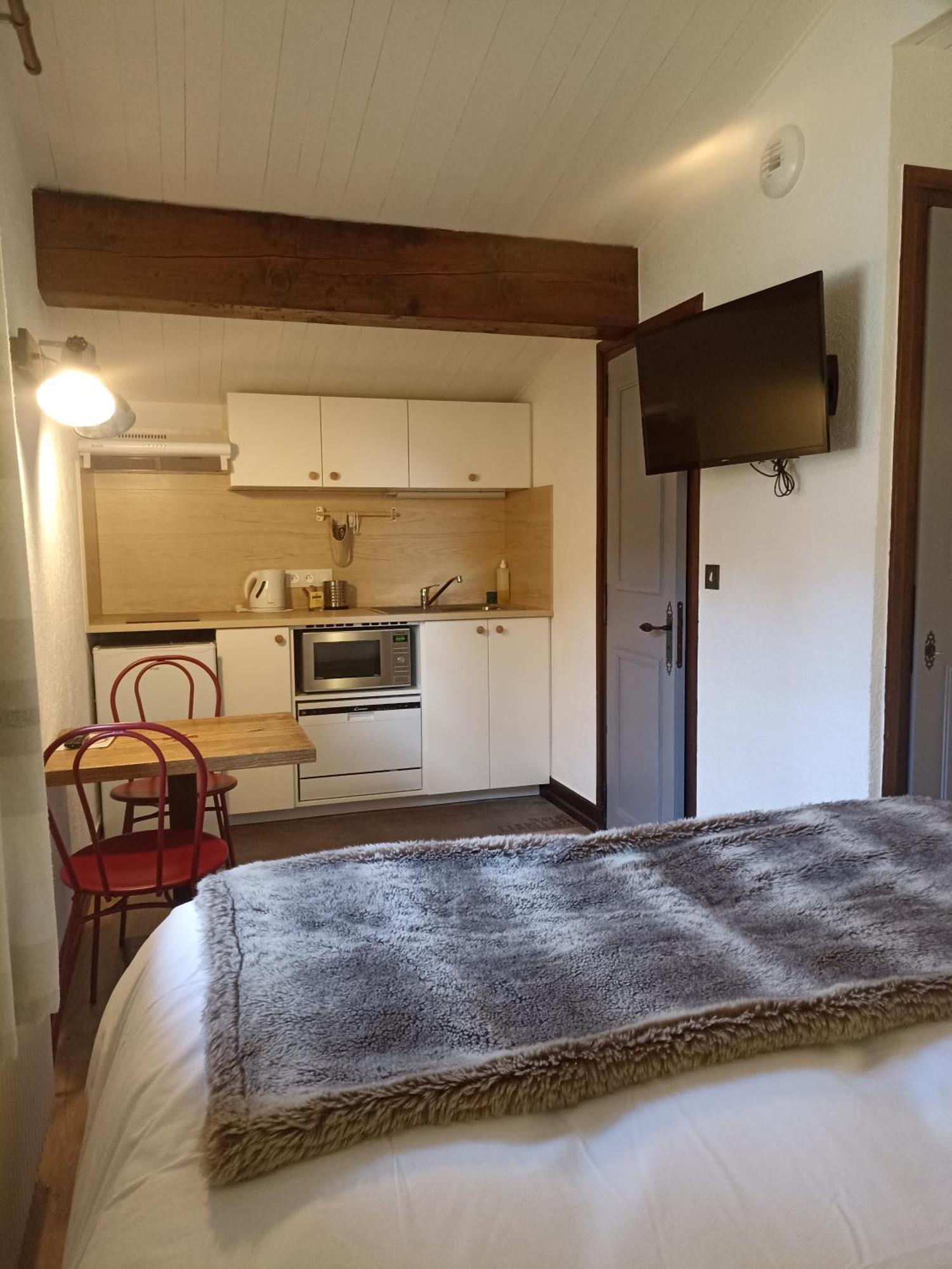 Chalet Appart'Hotel L'Eau Vive Saint-Nicolas-la-Chapelle  Buitenkant foto